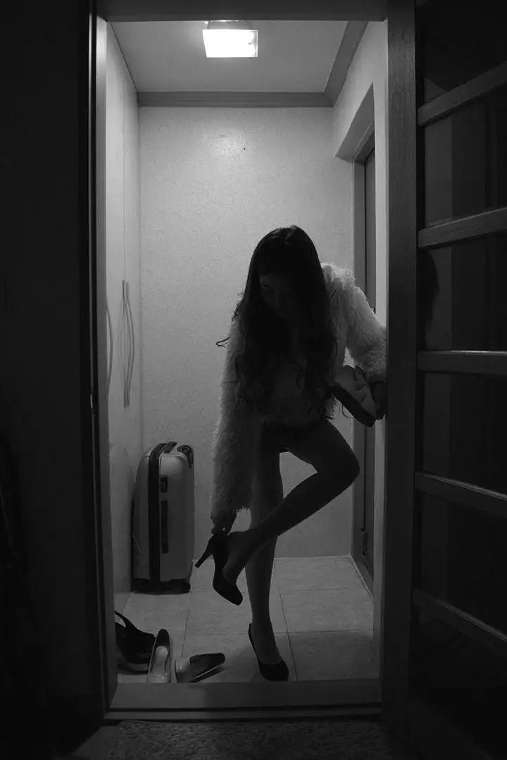 意外的邂逅[真人漫画]第3话-人家一个人住…