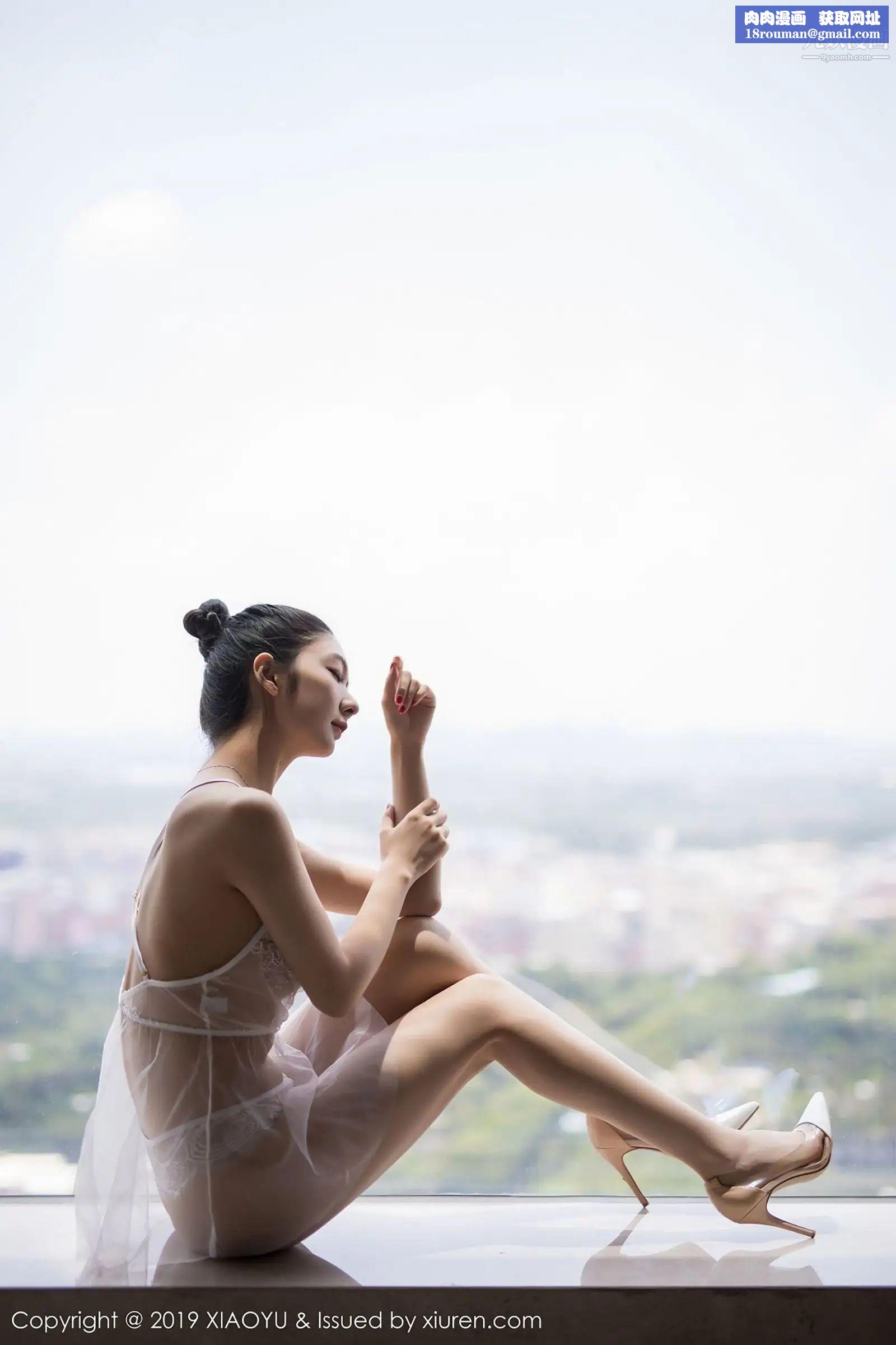 性感写真[真人集]现代薄纱性感与古典韵味旗袍相互碰撞的韵味，一展妩媚柔情