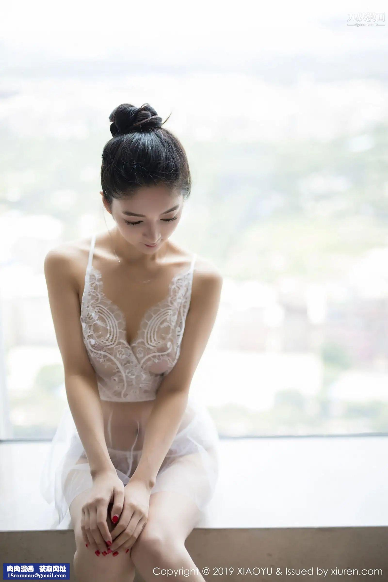 性感写真[真人集]现代薄纱性感与古典韵味旗袍相互碰撞的韵味，一展妩媚柔情