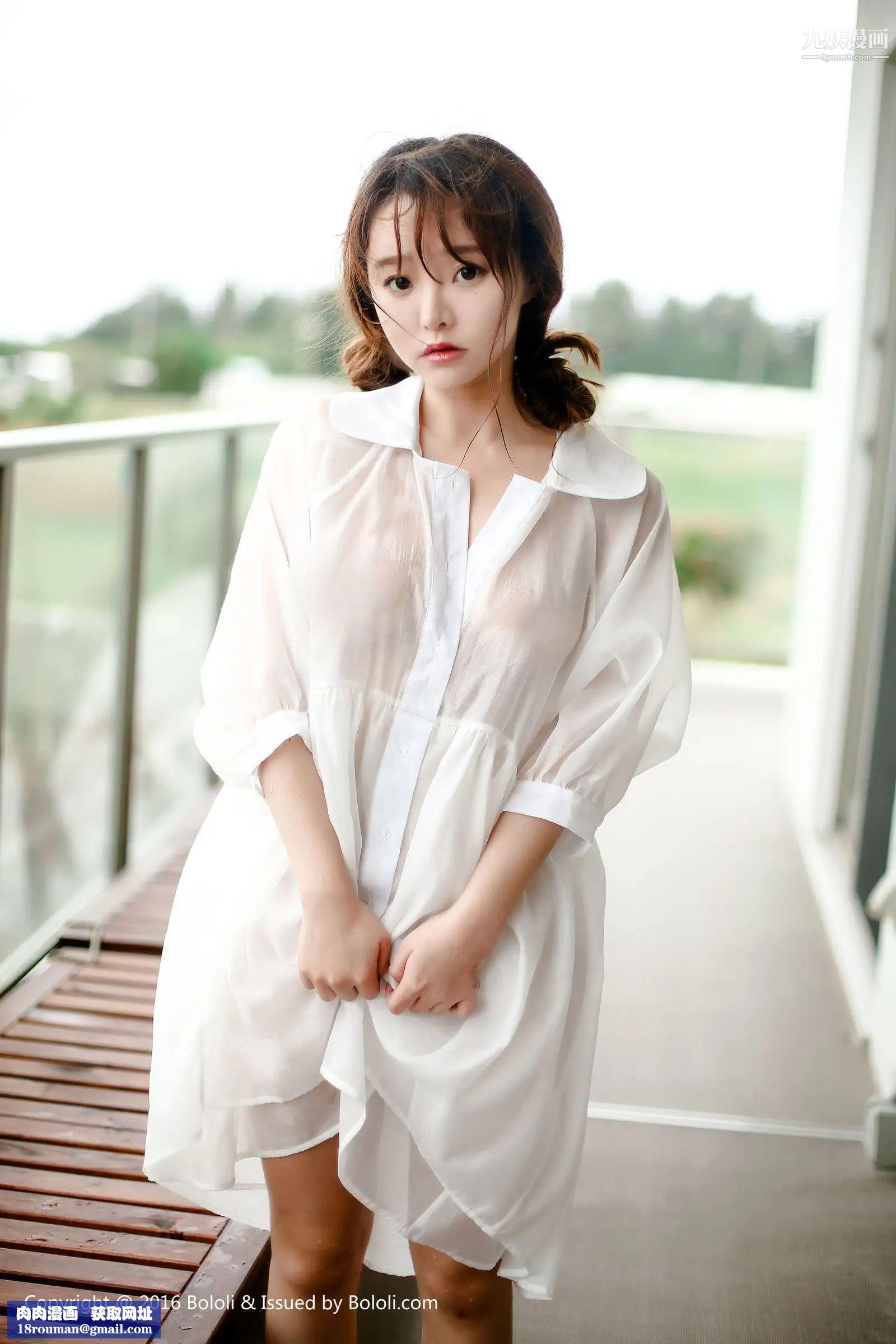 性感寫真[真人集]巨乳蜜桃比基尼，丁字褲的誘惑，寒賜浴華清池，溫泉水滑洗凝脂！