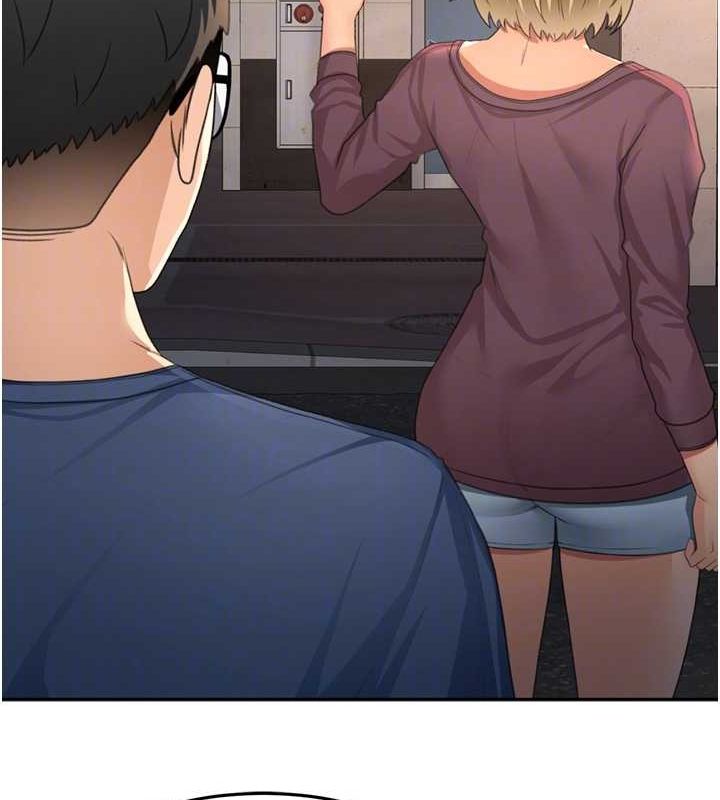 顶加套房的春天第14話-餐桌下調情