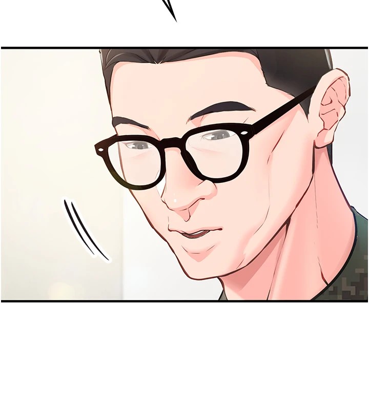 报告女班长:一根突起第1话-女军部队唯一的男兵