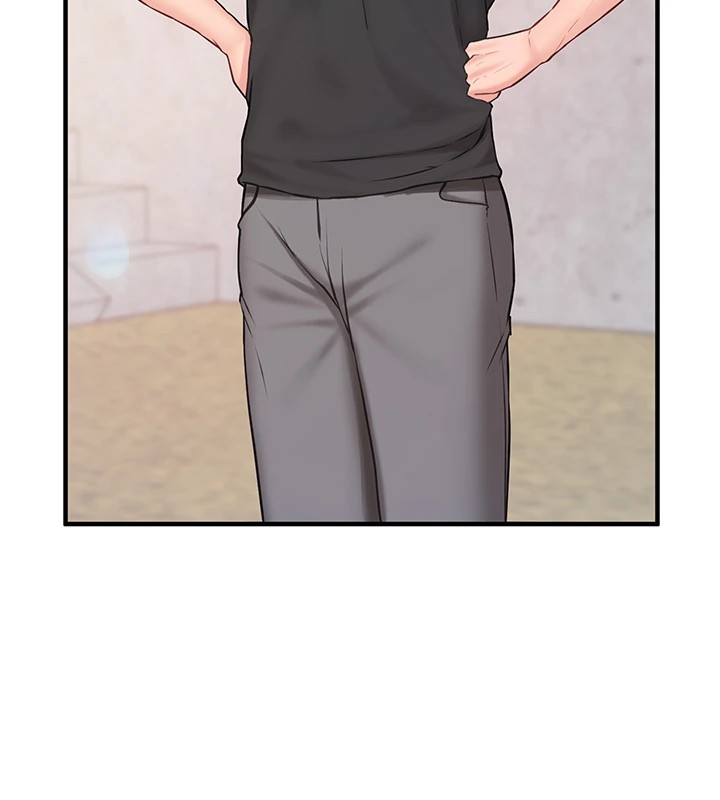 报告女班长:一根突起第1话-女军部队唯一的男兵