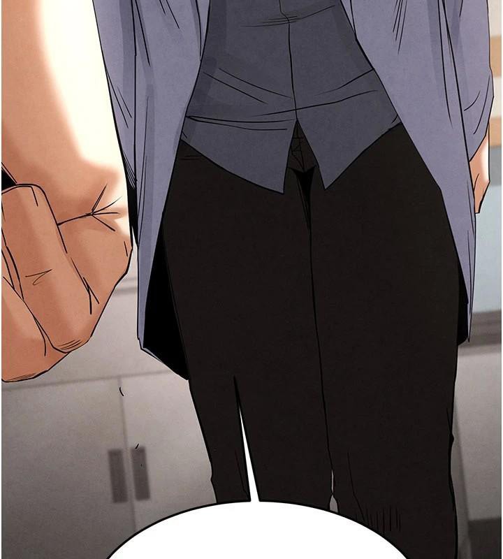 末日鵰堡第33話-被強扯絲襪的少女世熙