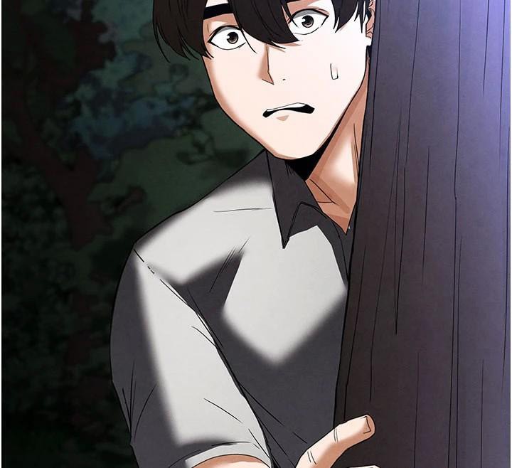 末日鵰堡第33話-被強扯絲襪的少女世熙