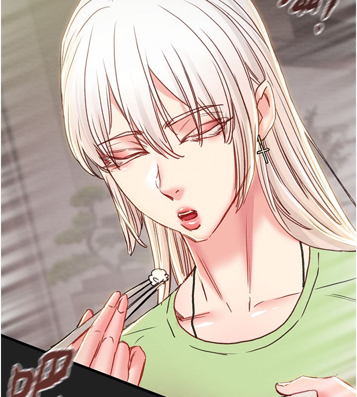 掠夺行动第61話-餐桌上偷吃女主人