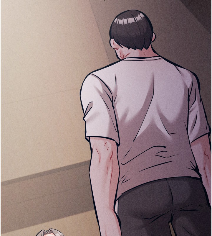 选手村:母猪调教第34話-刺激小穴的特別指導