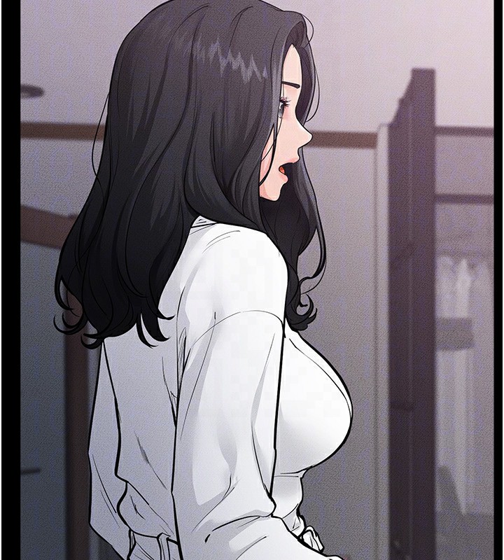 继母与继姐第81話-品嘗乳溝間的美酒