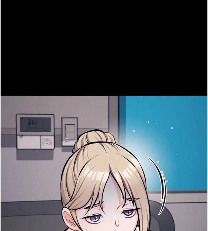 选手村:母猪调教第40話-同時插入兩個洞…