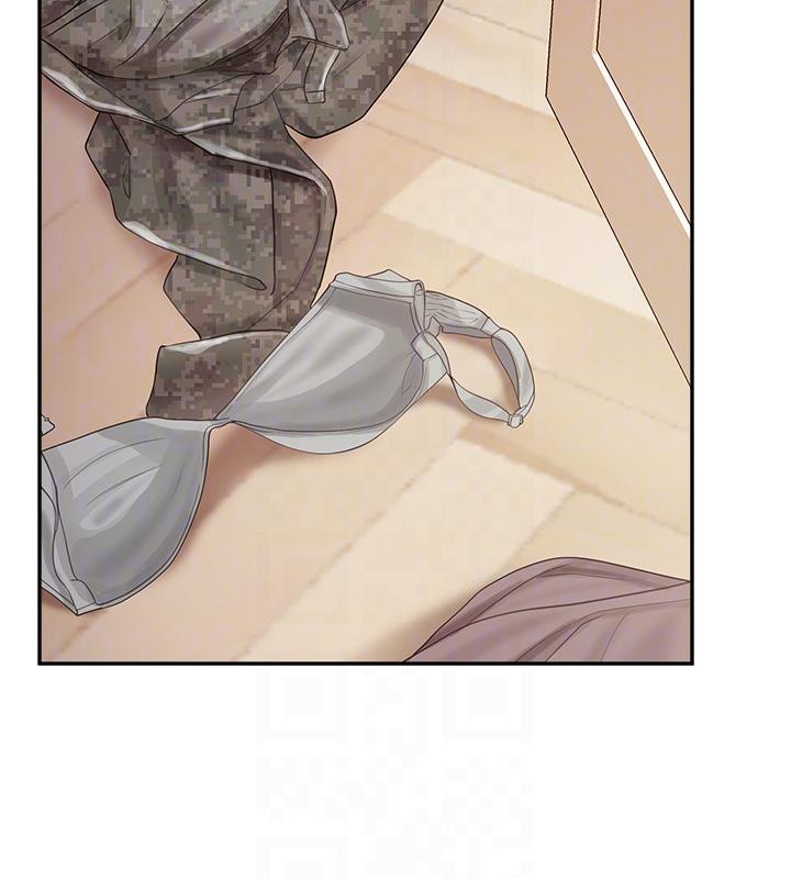 报告女班长:一根突起第17話-發情的母狗